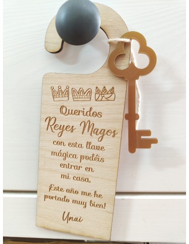 Cuelgapuertas personalizado con llave para los Reyes Magos